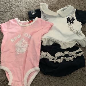 Yankees baby girl outfit